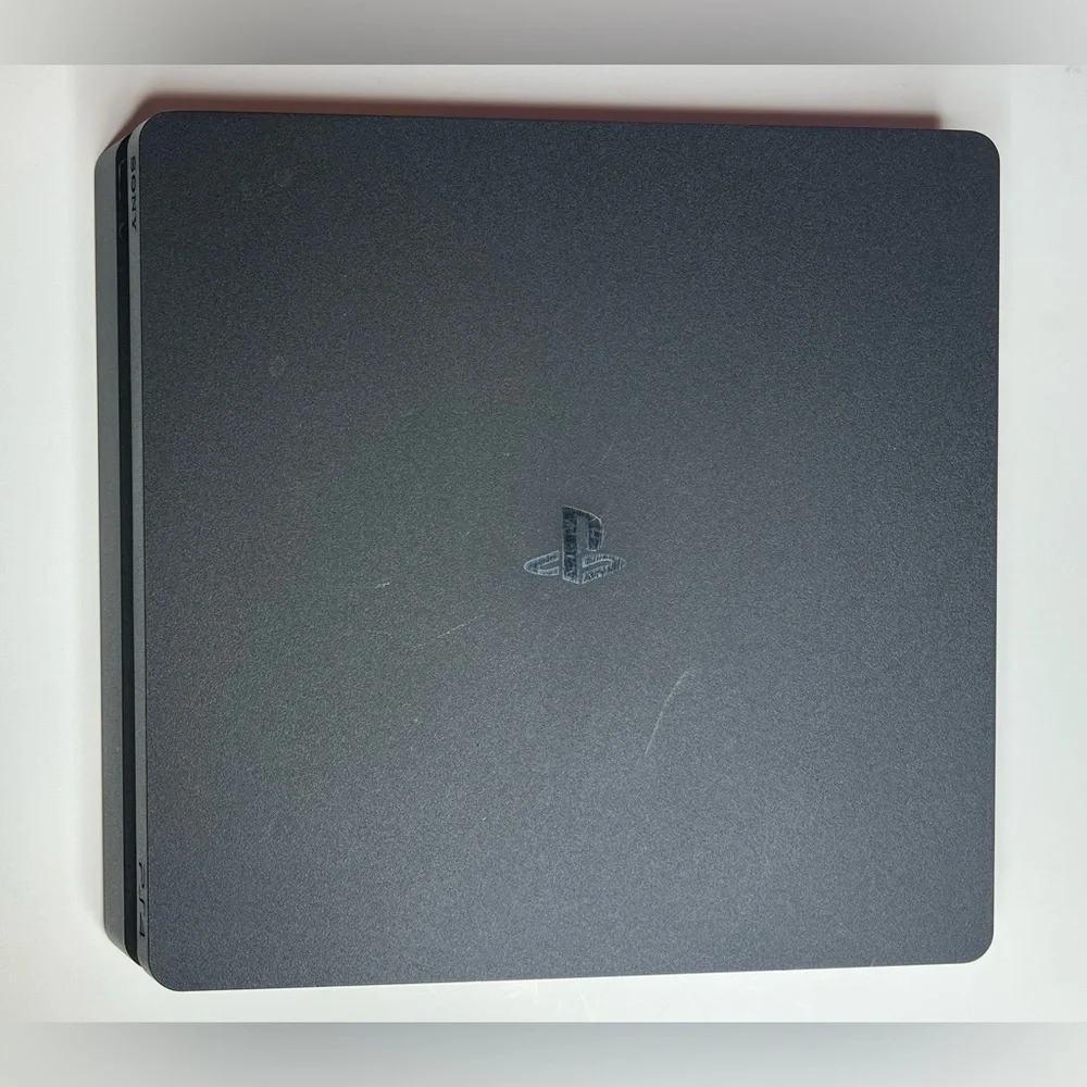 PS4 Slim